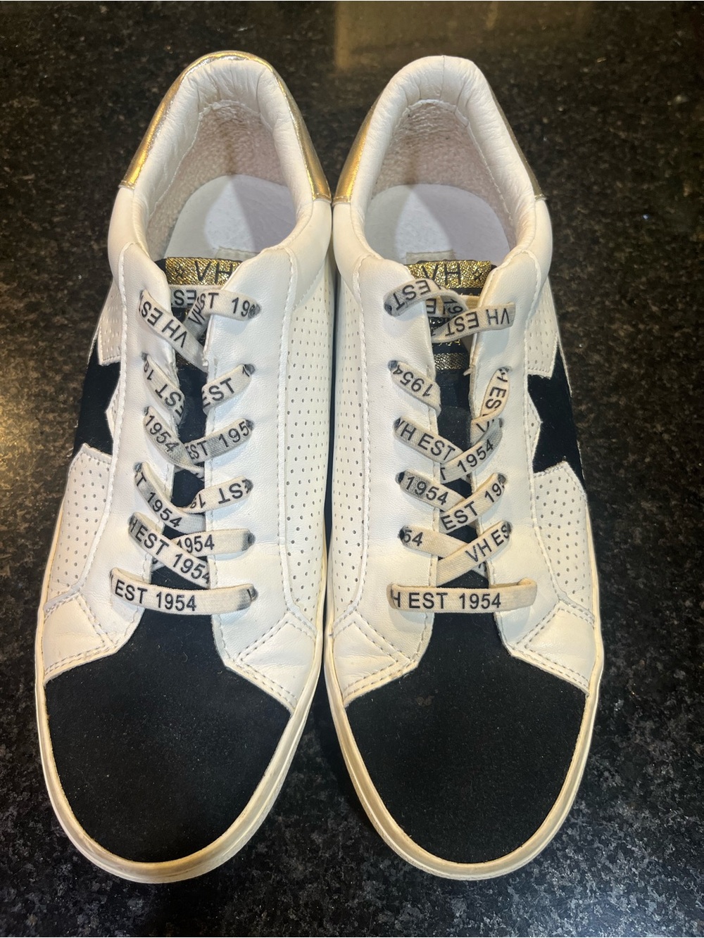 Vintage Havana Women's White and Black Low-Top Athletic Sneakers